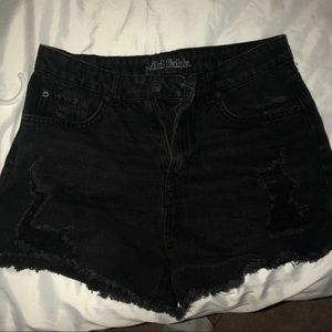 Wild fable black denim shorts! Size 4